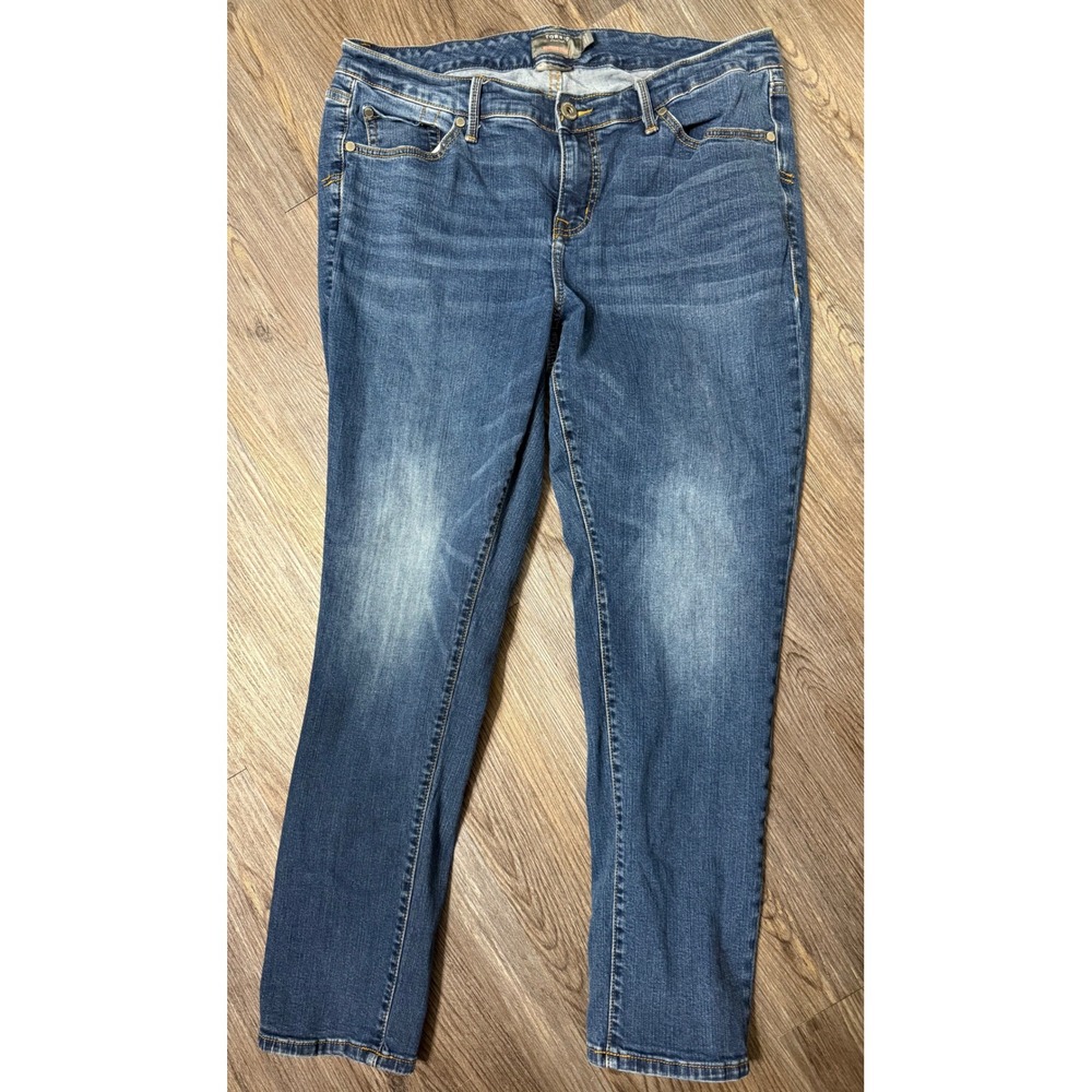 TORRID Boyfriend Straight Jeans‎ Blue Wash Stretch Denim Women's Size 12R